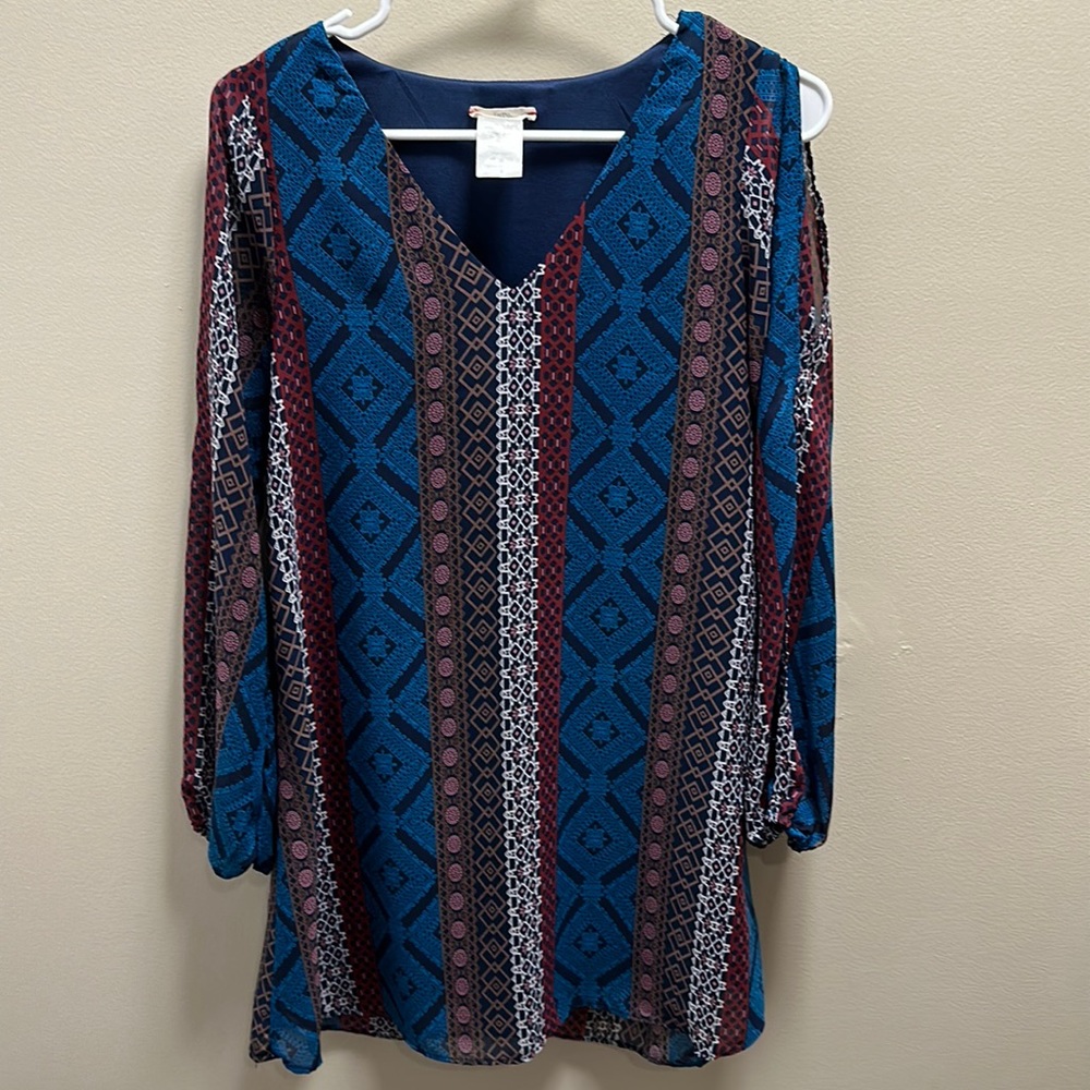 inTu women’s cold shoulder dress size small